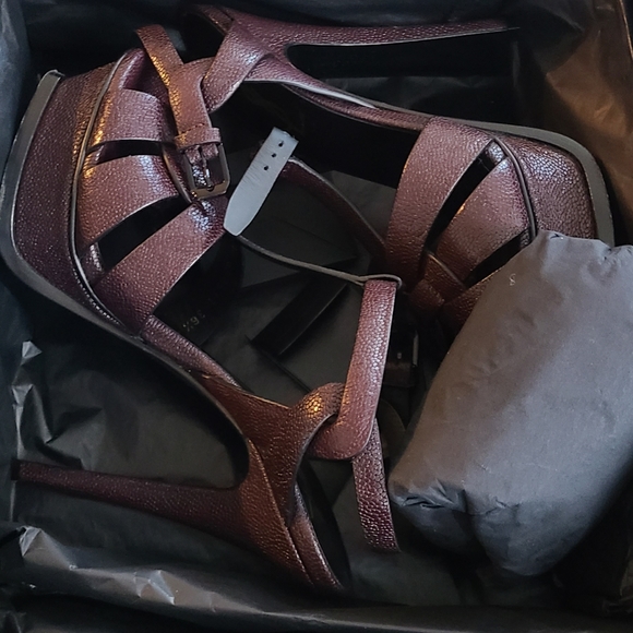 YSL Saint Laurent Tribute Heels in Deep Maroon, size US 6.5 / 36.5 LIKE NEW - Picture 5 of 8